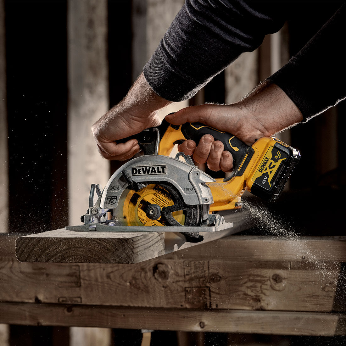 Dewalt 12 volt circular saw deals