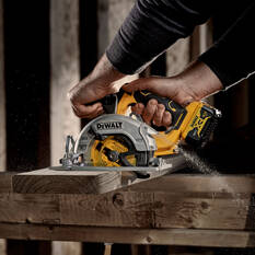 DeWALT XR 12V Brushless 140mm Circular Saw Kit 5.0Ah, , scaau_hi-res