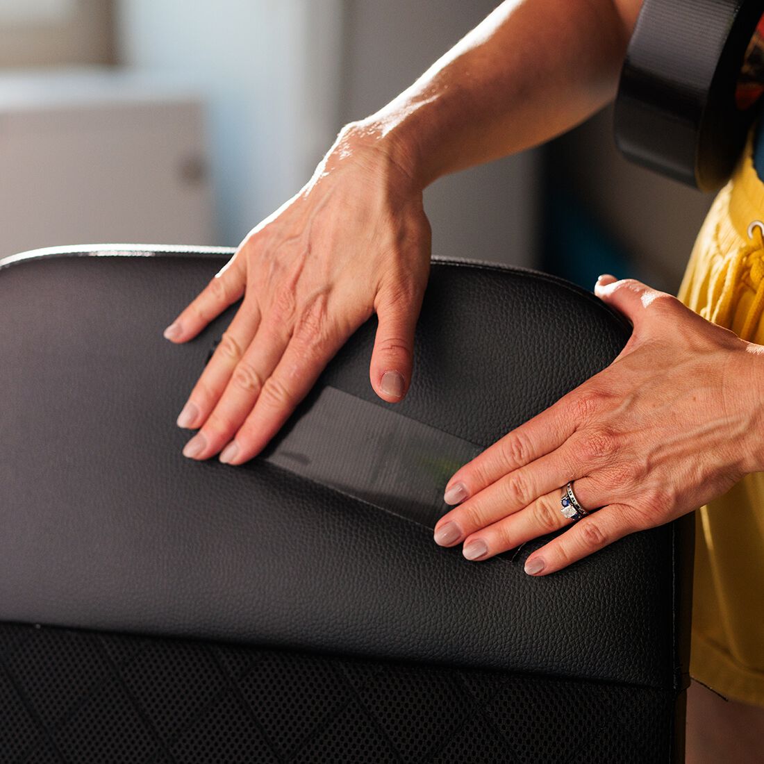 Gorilla Tape Silver 48mm x 9.1m, , scaau_hi-res