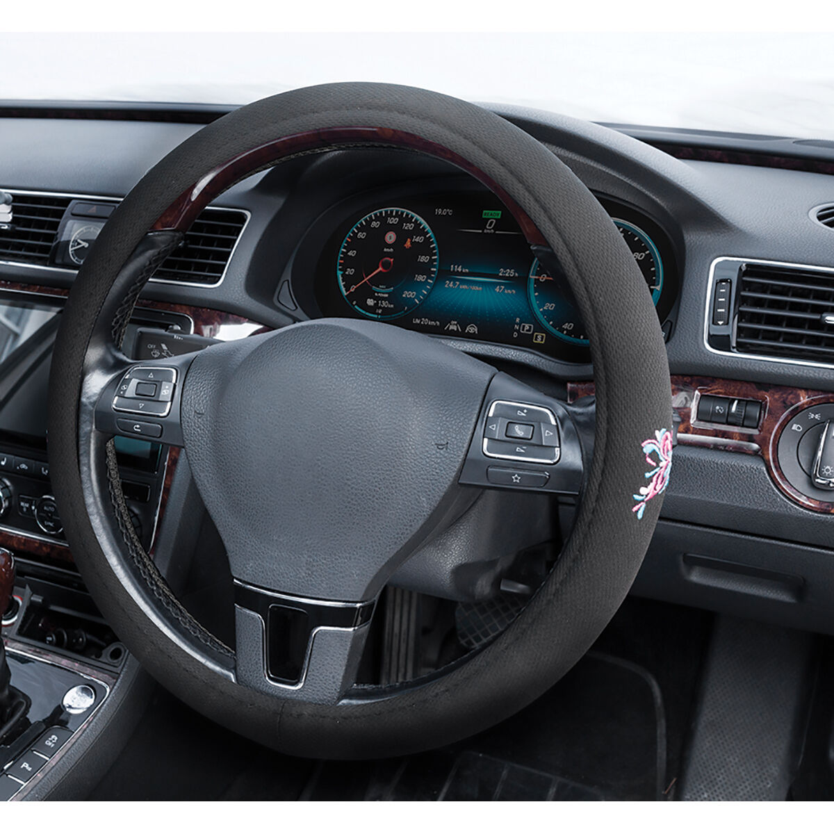 Steering wheel cover supercheap deals