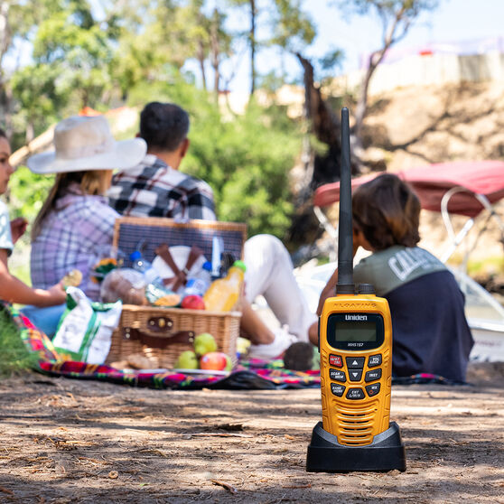 Uniden Dual Band VHF/UHF Radio 5/1W Waterproof MHS157 Supercheap Auto