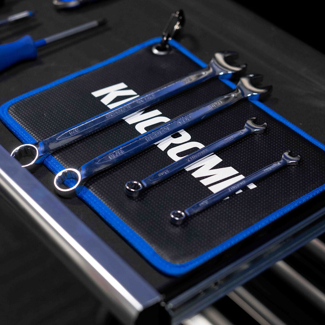 Kincrome Magnetic Mat Large, , scaau_hi-res