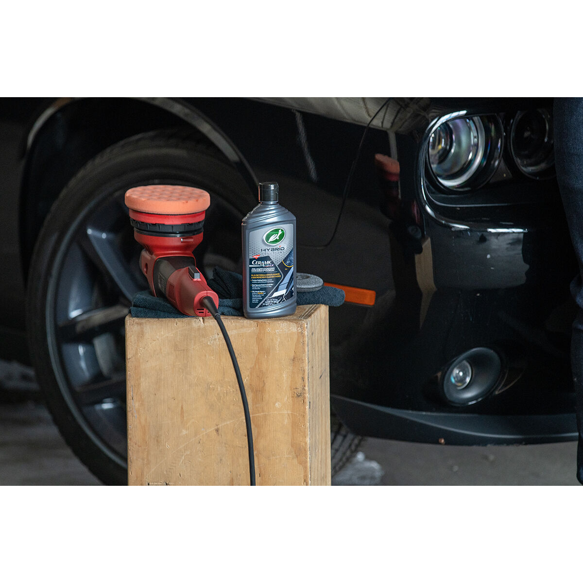 Turtle Wax Hybrid Solutions Ceramic Black Liquid Polish 414mL, , scaau_hi-res