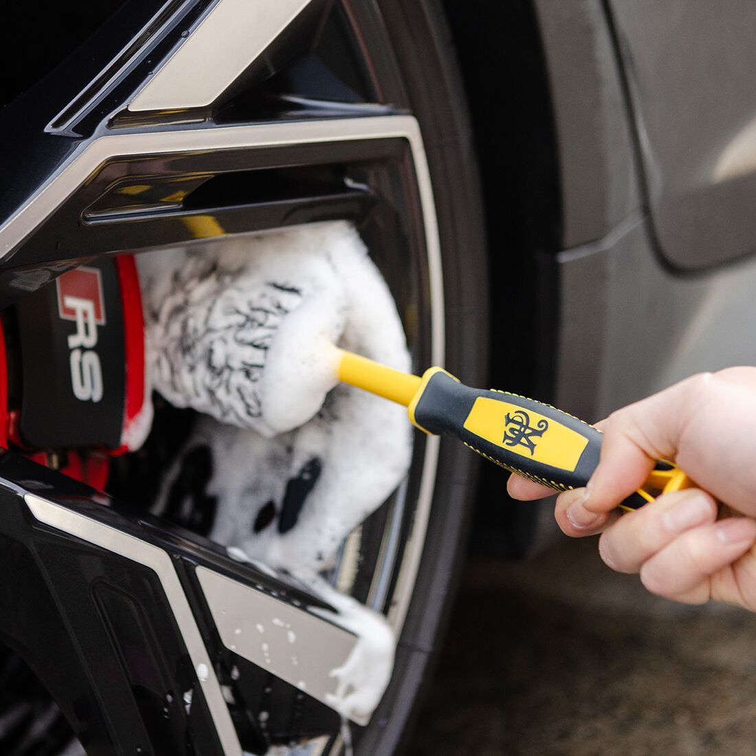 Meguiar's Flat-Out Wheel Cleaning Brush, , scaau_hi-res