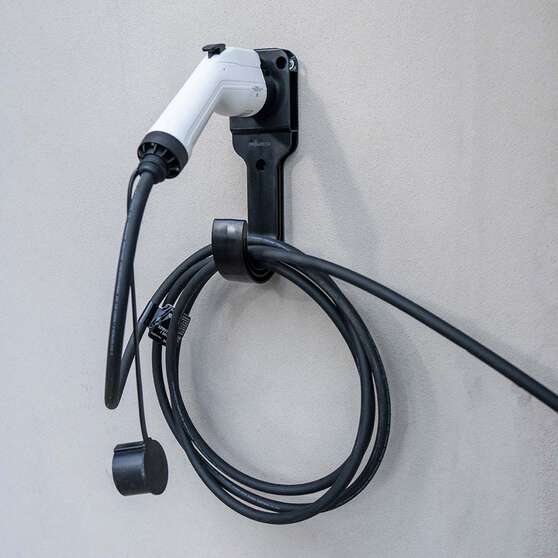 Projecta Electric Vehicle Charging Cable 1-Phase Type 2 Inlet To Type 1 Outlet, , scaau_hi-res
