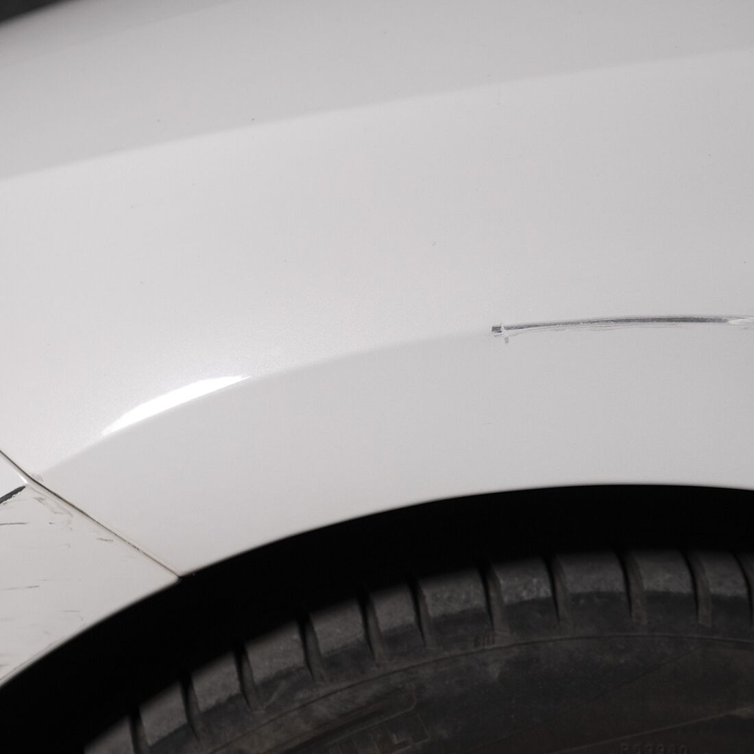 MTN Touch Up Paint Pen Universal White, , scaau_hi-res