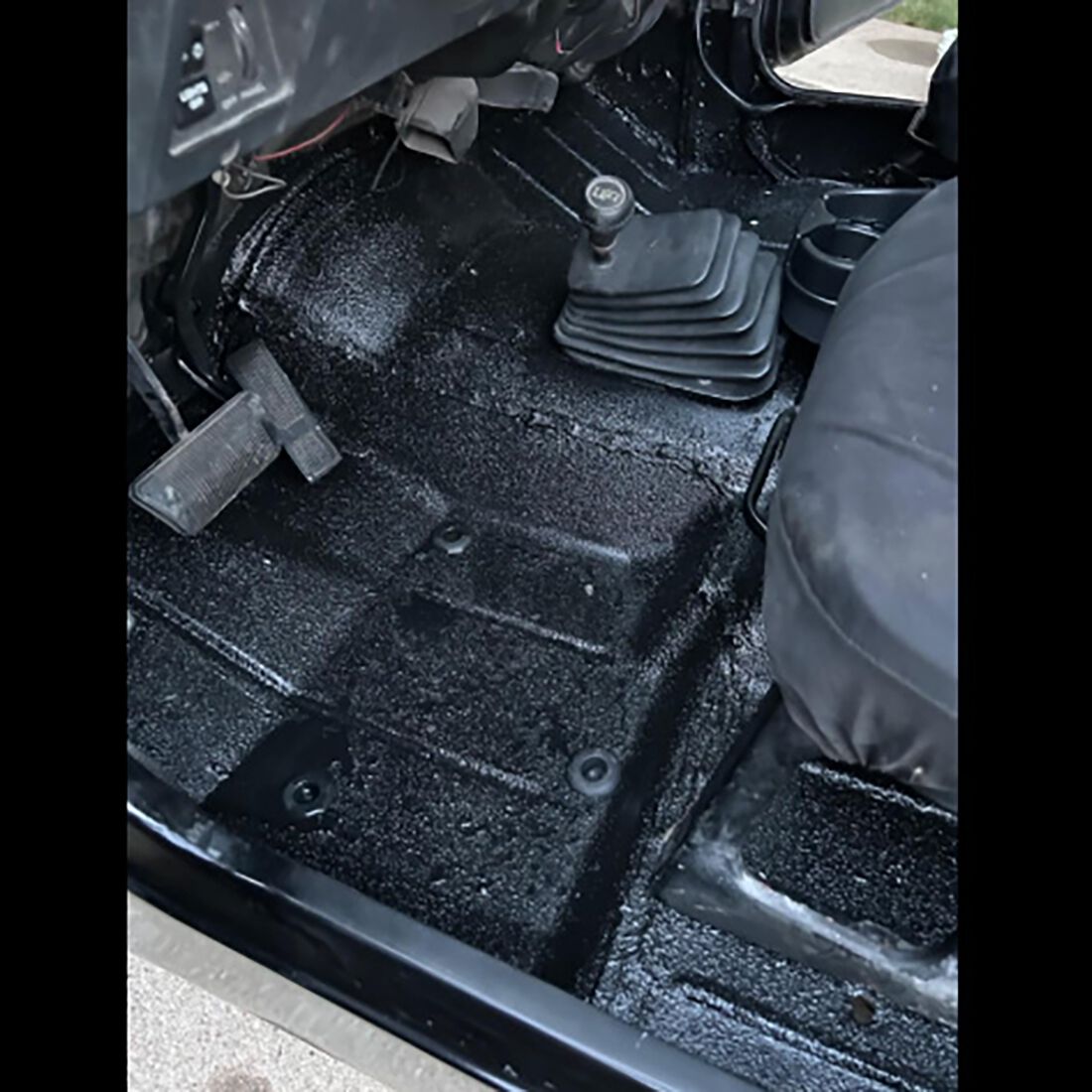 Herculiner Paint Bed Liner Protective Coating Paint 946mL, , scaau_hi-res