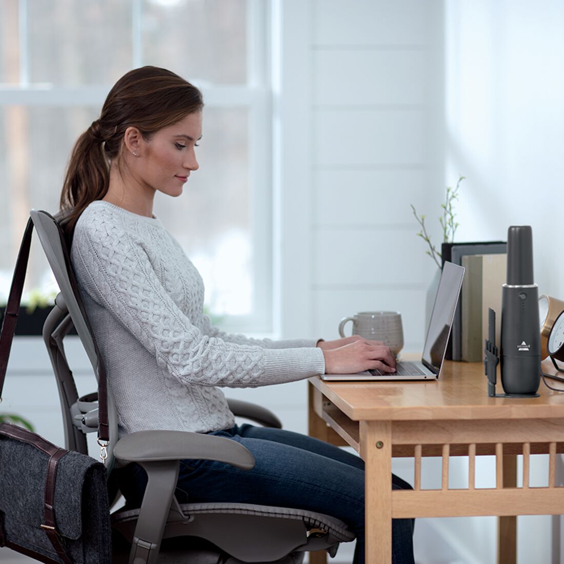 BISSELL AeroSlim Handheld Vacuum, , scaau_hi-res