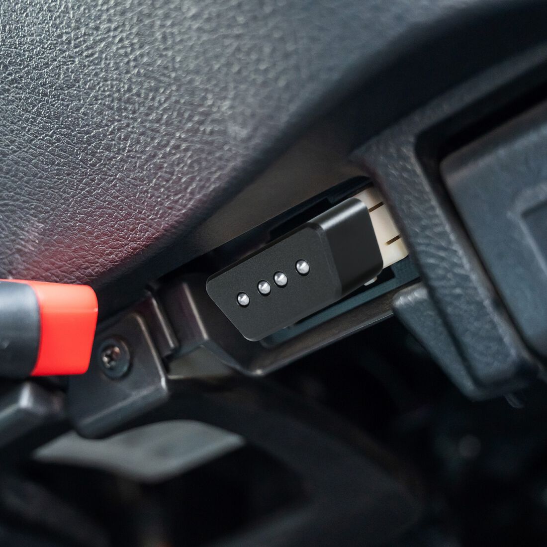 Aerpro Universal OBD2 Port Lock - AOBDLK, , scaau_hi-res