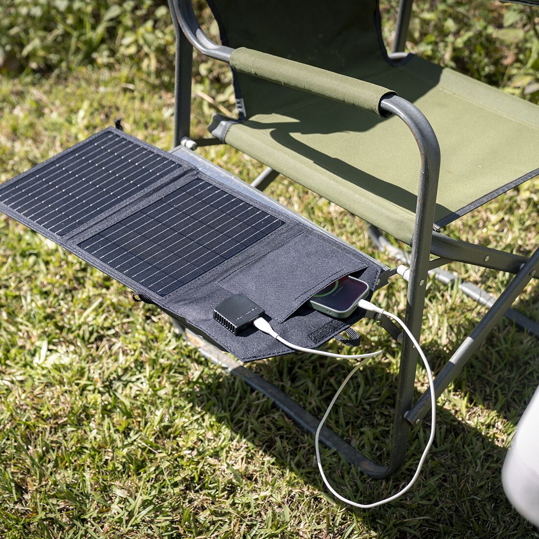 Hardkorr Solar USB Charger 15W V2, , scaau_hi-res