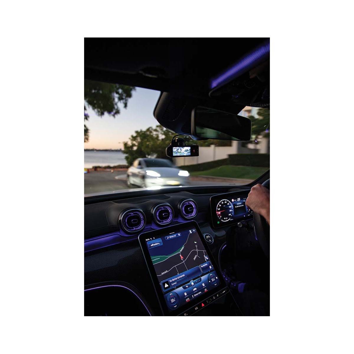 Uniden Dash View 40R Smart Dash Cam With Rear View Camera, , scaau_hi-res