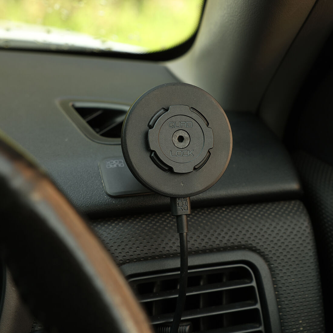 Quad Lock MAG Wireless Charging Head - QLH-MAG-WCH-2, , scaau_hi-res