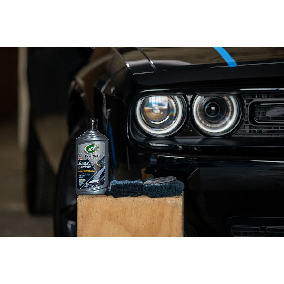 Turtle Wax Hybrid Solutions Ceramic Black Liquid Polish 414mL, , scaau_hi-res