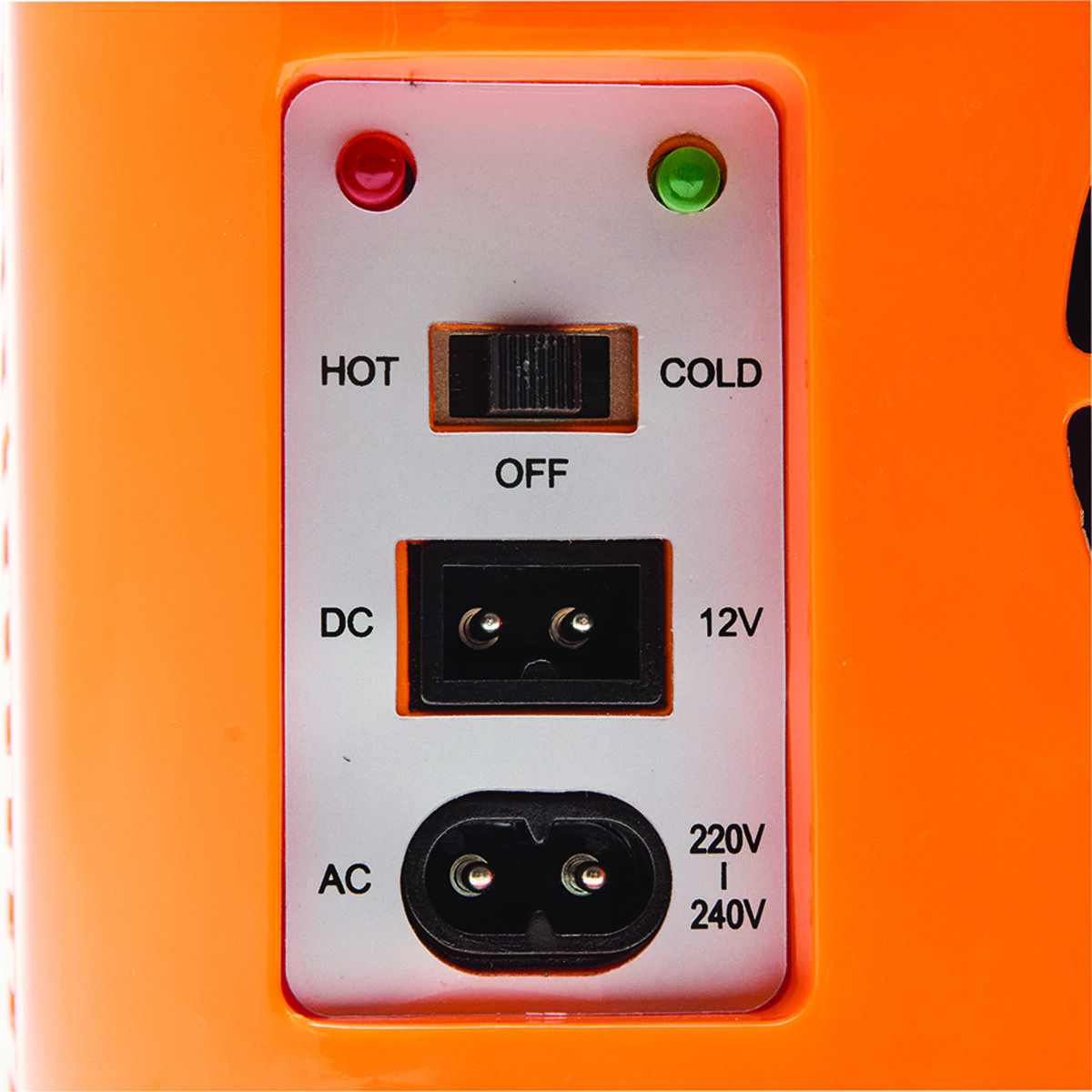 XTM Thermoelectric Cooler/Warmer, , scaau_hi-res