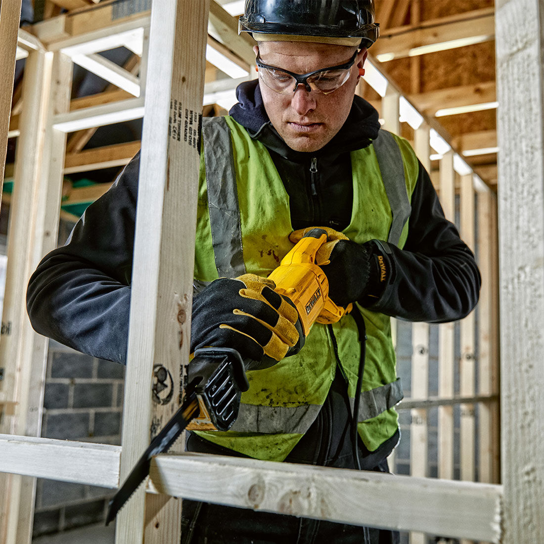 DeWALT Reciprocating Saw 1100W, , scaau_hi-res