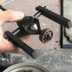 Toledo 3 Jaw Pilot Bearing Puller, , scaau_hi-res