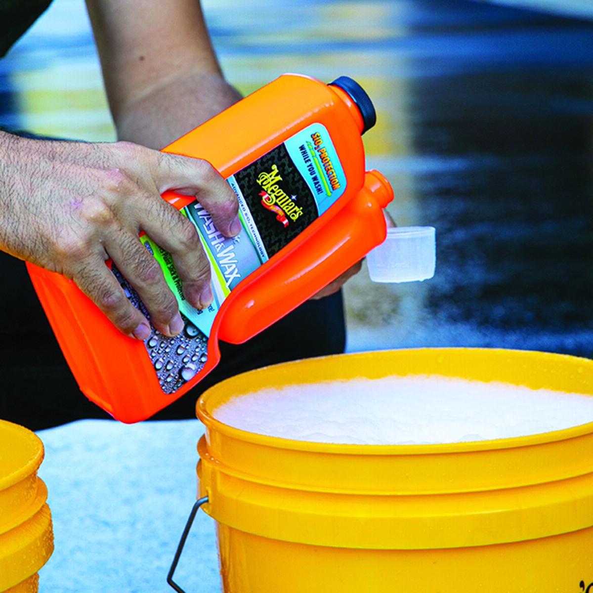 Meguiar's Hybrid Ceramic Wash & Wax 1.6 Litre, , scaau_hi-res