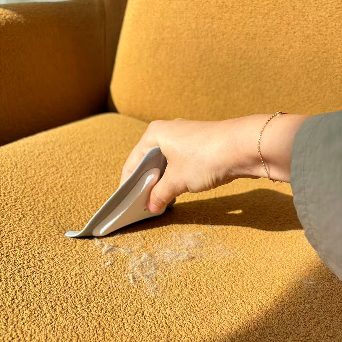 Cabin Crew Pet Hair Remover, , scaau_hi-res