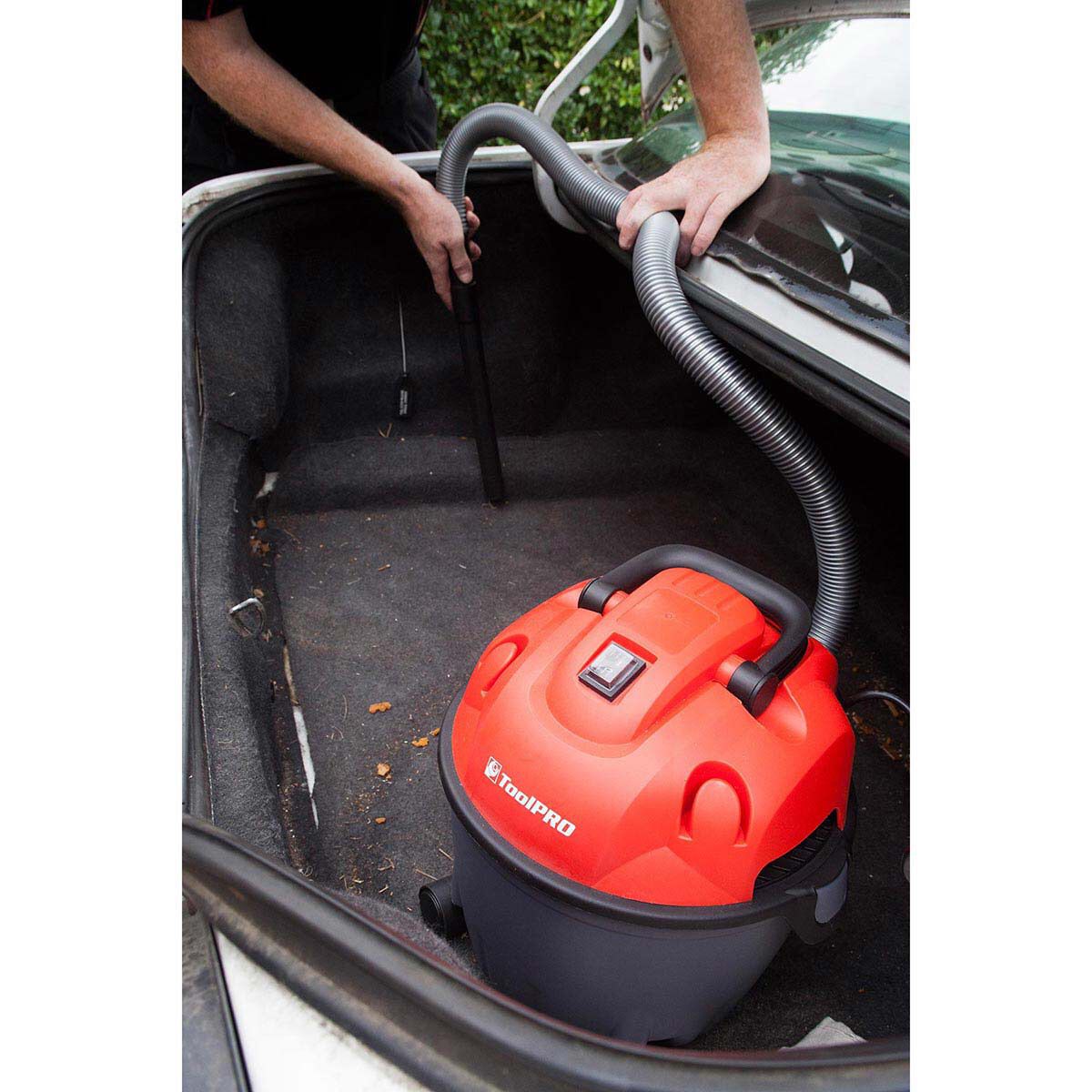 ToolPRO Wet \u0026 Dry Workshop Vacuum 10 