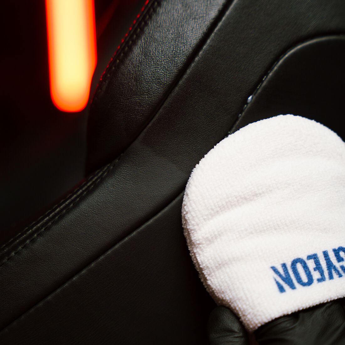 Gyeon Leather Coat Redefined 500mL, , scaau_hi-res