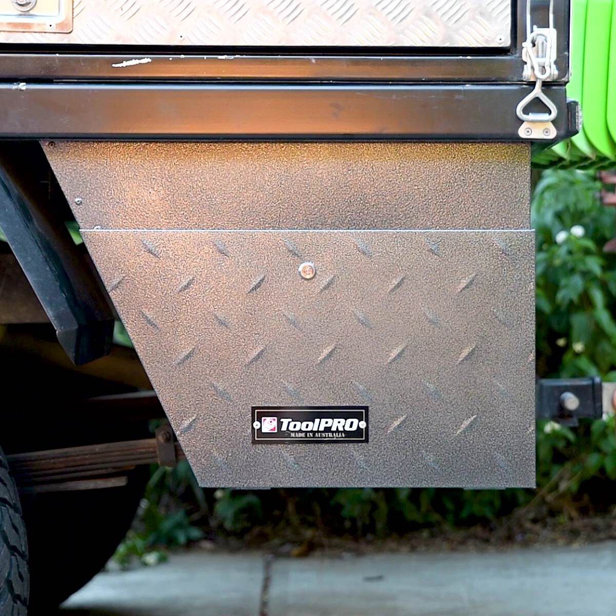 Undertray toolbox store supercheap