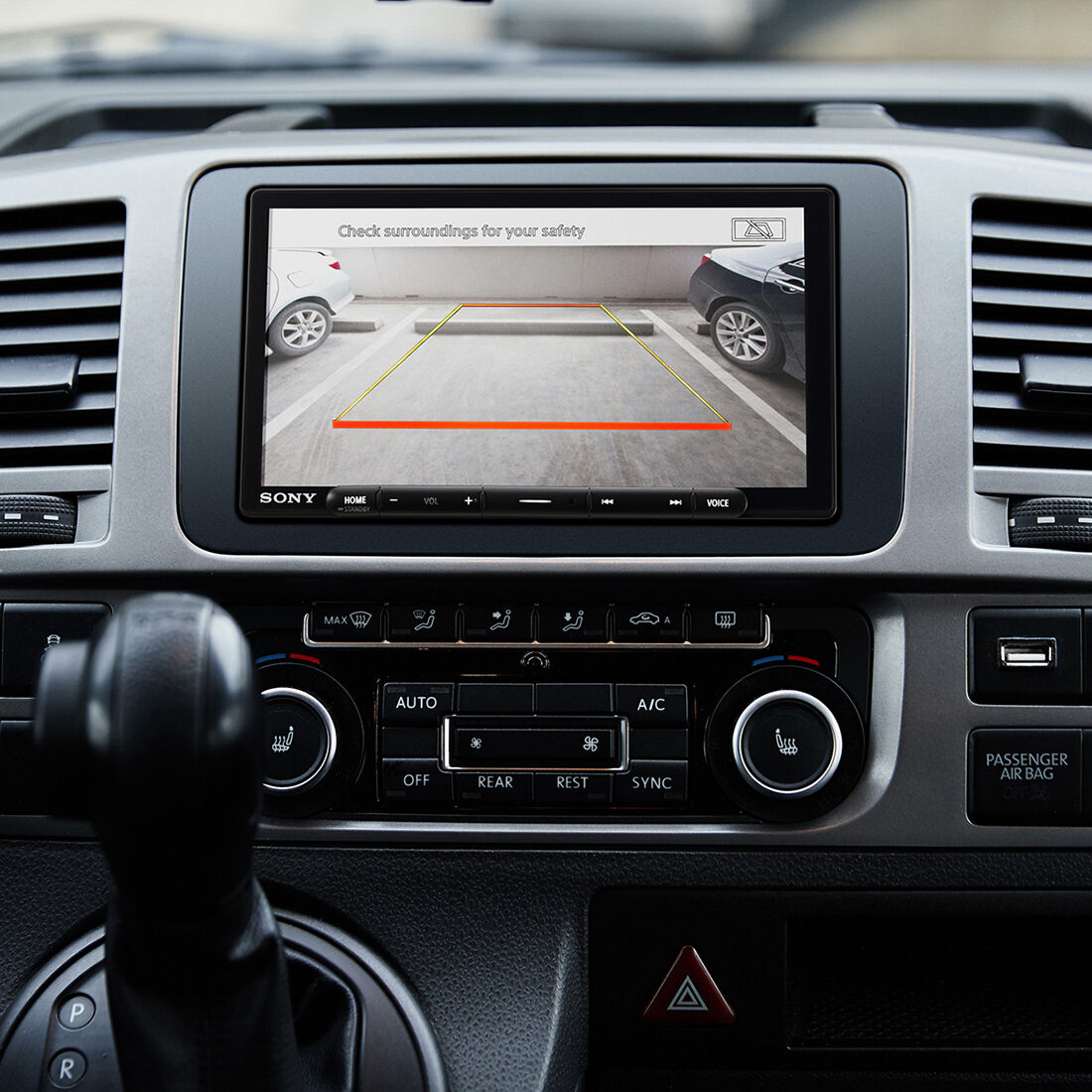 Sony XAV-AX6000 Double DIN Apple CarPlay & Android&trade; Auto Digital Multimedia Receiver, , scaau_hi-res