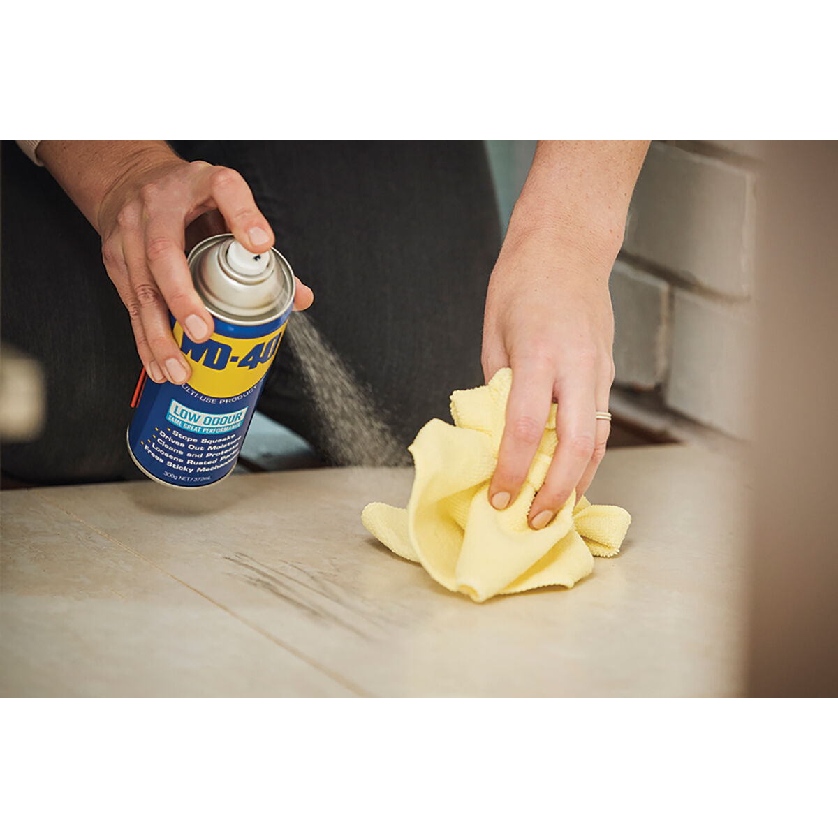 WD-40 Multi-purpose Lubricant Low Odour 300g, , scaau_hi-res