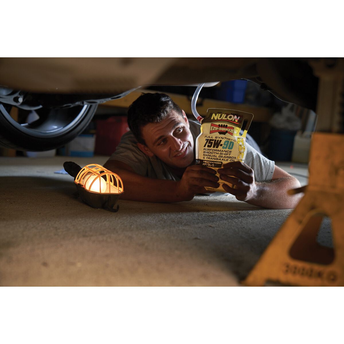 NULON EZY-SQUEEZE Performance Smooth Shift Manual Gearbox & Transaxle Oil - 75W-90, 1 Litre, , scaau_hi-res