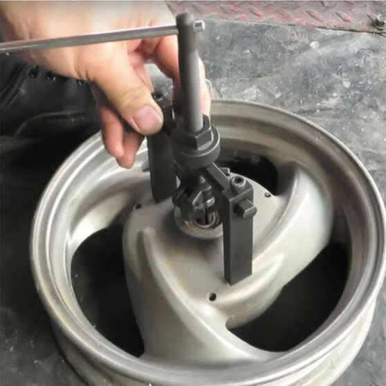 Toledo 3 Jaw Pilot Bearing Puller, , scaau_hi-res