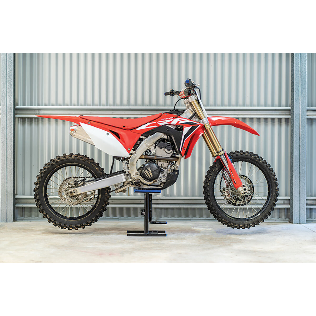 SCA Dirt Bike Lift 160kg Blue Supercheap Auto