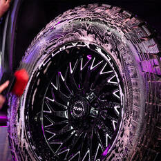 Turtle Wax x Mister Cartoon Tyre Clean & Prep 946ml, , scaau_hi-res