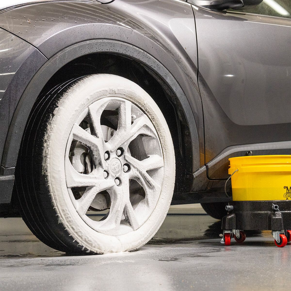 Meguiar's Hot Rims Foaming Wheel & Tyre Cleaner 567g, , scaau_hi-res
