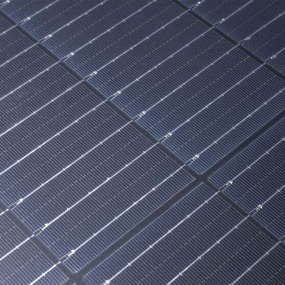 Hardkorr 200W Portable Solar Blanket with 15A Smart Solar Regulator, , scaau_hi-res