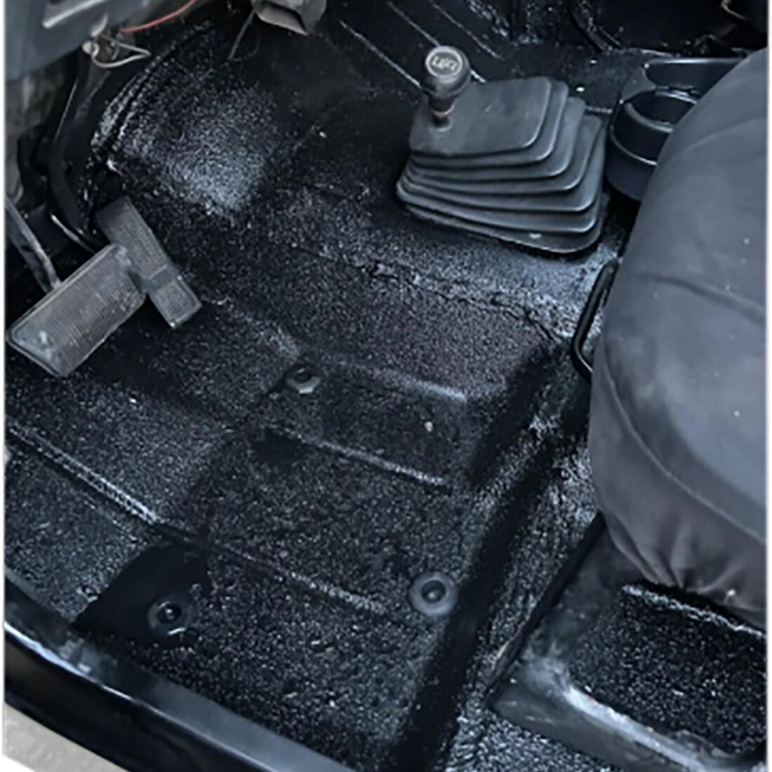 Herculiner Bed Liner Protective Coating Kit with Rollers 3.78 Litres, , scaau_hi-res