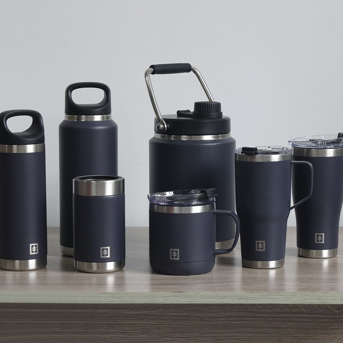 Swiss Tech Drink Bottle - 18oz/532ml, Charcoal, , scaau_hi-res