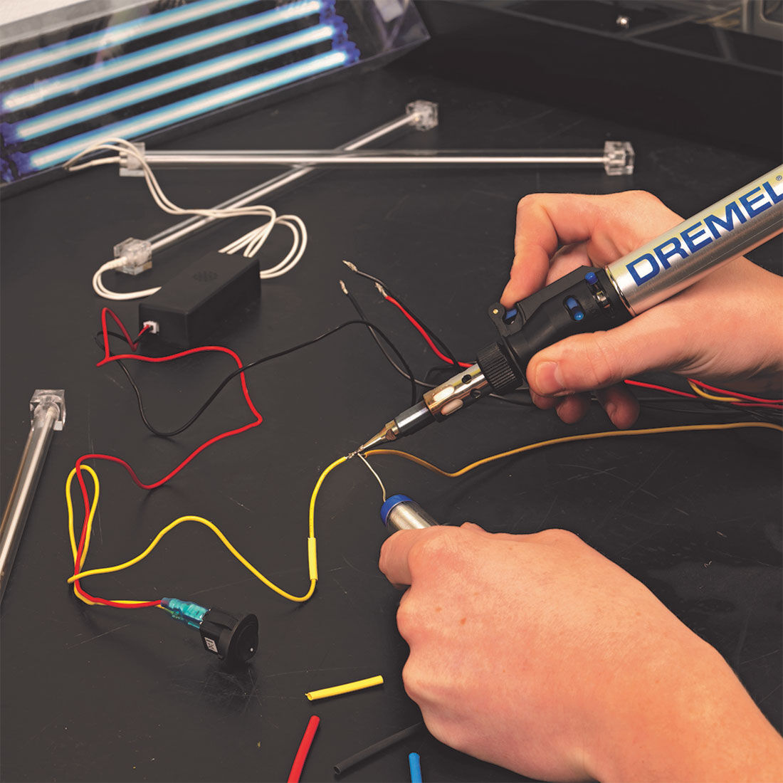 Dremel Versatip Soldering Iron, , scaau_hi-res