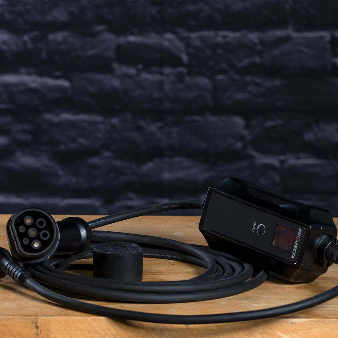 Projecta Electric Vehicle Portable Charger 240V 2.4KW 10A, , scaau_hi-res