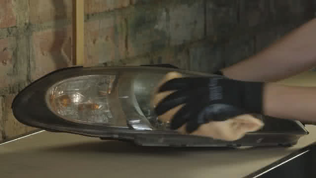 Cleaning the Headlight