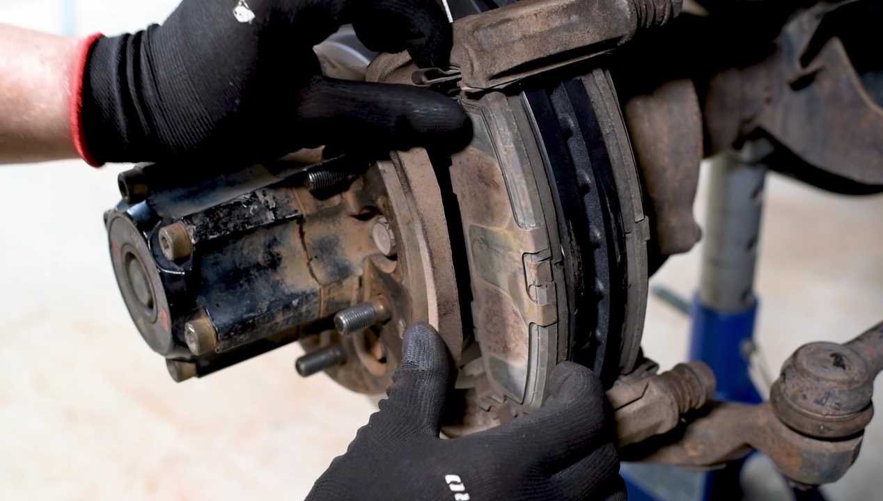 Removing brake pads
