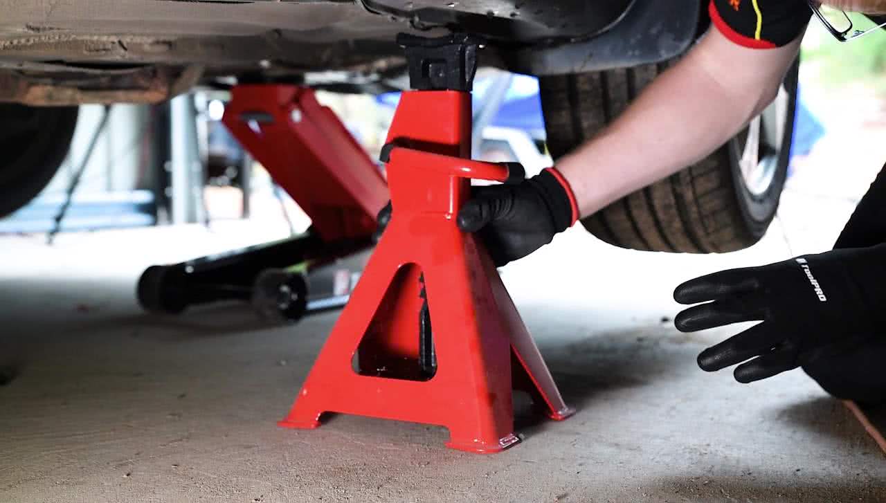 Change Your Engine Oil & Filter