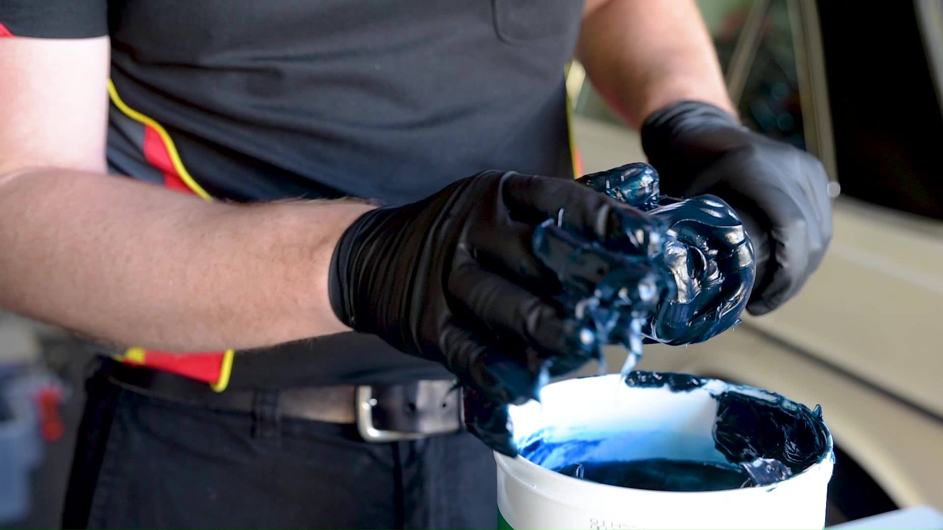 How To Use Grease Guns