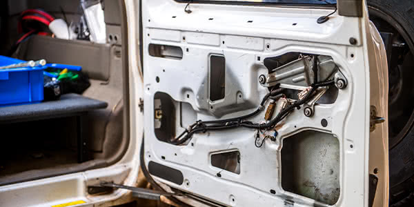 Rear panel of 4wd