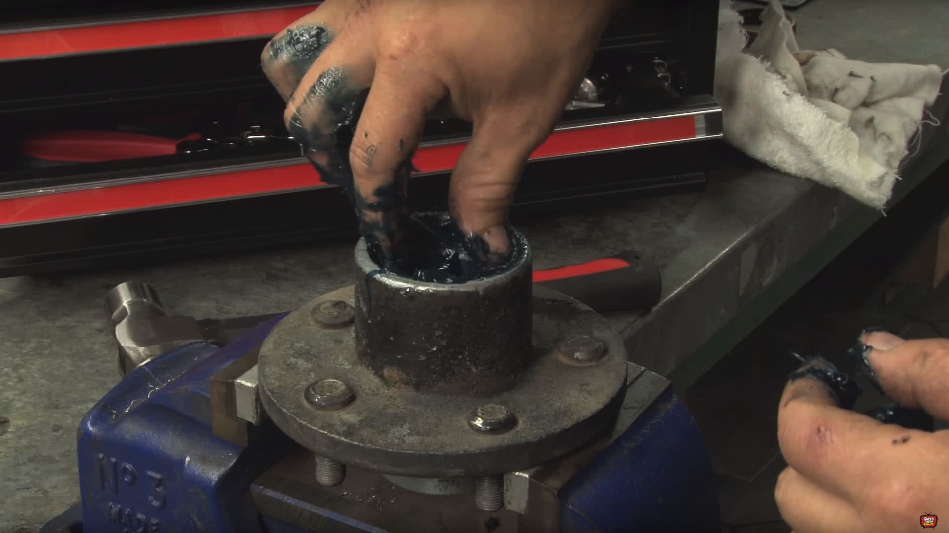 How To Replace Trailer Wheel Bearings